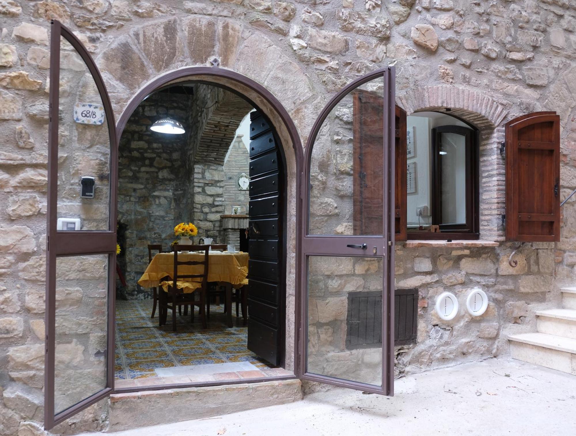 Joy'S Nest Leilighet Todi Eksteriør bilde